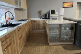 Дом 131 м² на участке 5 сот.

