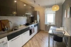 4-к. квартира, 76 м², 5/5 эт.