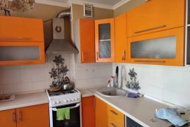 2-к. квартира, 48 м², 5/5 эт.