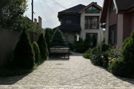 Два дома 185 м² на участке 6 сот.