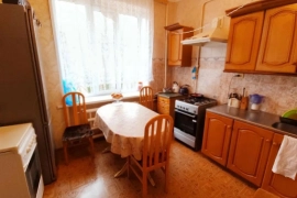 3-к. квартира, 74 м², 4/4 эт.