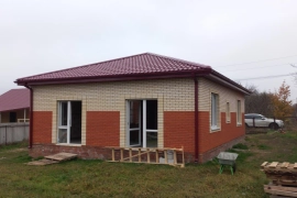 Дом, 84 м², на  участке 6 сот.