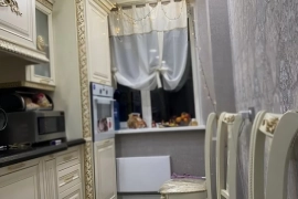 2-к. квартира, 56 м², 2/10 эт.