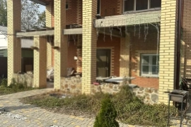 Дом 152 м² на участке 4 сот.