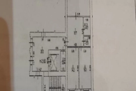 3-к. квартира, 95 м², 3/9 эт.