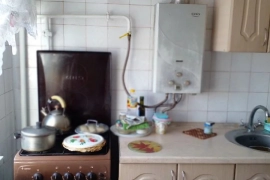 3-к. квартира, 57 м², 3/6 эт.