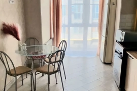 2-к. квартира, 56 м², 2/5 эт.