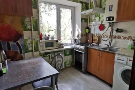 2-к. квартира, 47 м², 4/5 эт.
