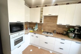 4-к. квартира, 81,8 м², 8/9 эт.