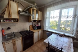 2-к. квартира, 47 м², 3/6 эт.
