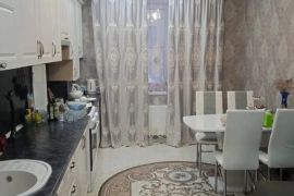 1-к. квартира, 42 м², 1/3 эт.