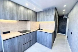 2-к. квартира, 73 м², 3/6 эт.