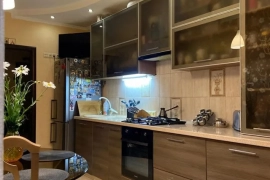 3-к. квартира, 93,7 м², 3/9 эт.