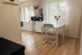 3-к. квартира, 62 м², 2/5 эт.