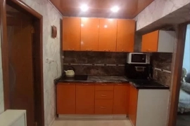 2-к. квартира, 42 м², 1/5 эт.