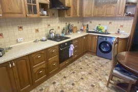 3-к. квартира, 72,4 м², 4/10 эт.