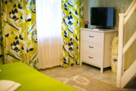 5-к. квартира, 200 м², 1/2 эт.