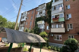 Продается 3-комн. квартира, 55,6 м², 1/6

