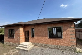 Дом 100 м² на участке 4 сот.