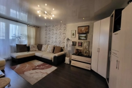 2-к. квартира, 51 м², 4/10 эт.