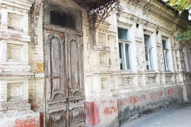 2-к. квартира, 56 м², 1/1 эт.