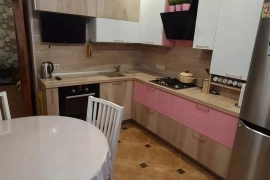 2-к. квартира, 60 м², 2/3 эт.