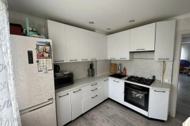 2-к. квартира, 48 м², 4/5 эт.