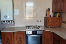 2-к. квартира, 68 м², 1/2 эт.