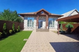 Дом 170 м² на участке 6 сот.