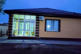 Дом  105 м²,  участок 7 сот.

