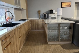 Дом 131 м² на участке 5 сот.

