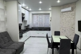 2-к. квартира, 72,8 м², 1/5 эт.