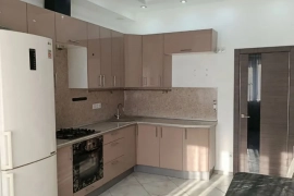 2-к. квартира, 65 м², 3/3 эт.