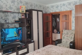 2-к. квартира, 57 м², 4/10 эт.