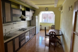 3-к. квартира, 93 м², 2/6 эт.