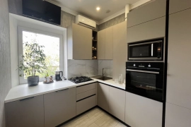 2-к. квартира, 43 м², 2/2 эт.