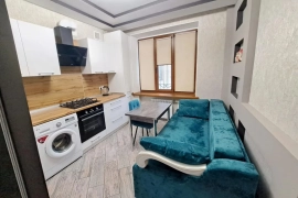 2-к. квартира, 80 м², 4/9 эт.