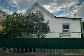 Дом 40 м² на участке 4 сот.