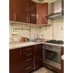 3-к. квартира, 55 м², 1/4 эт.