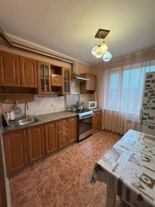 2-к. квартира, 50 м², 5/5 эт.