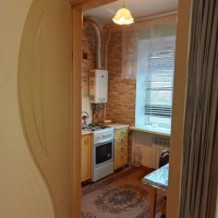 2-к. квартира, 43 м², 1/5 эт.