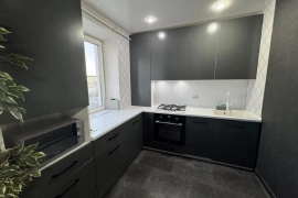 3-к. квартира, 56,5 м², 2/5 эт.