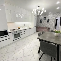 2-к. квартира, 75 м², 2/9 эт.