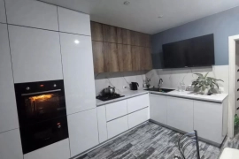 2-к. квартира, 65 м², 3/5 эт.