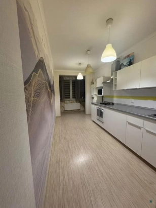 1-к. квартира, 42 м², 5/5 эт.