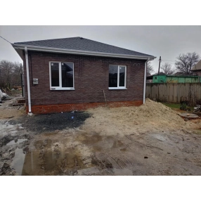 Дом 82 м² на участке 5 сот.