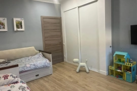 3-к. квартира, 88 м², 3/3 эт.