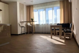 3-к. квартира, 84 м², 1/3 эт

