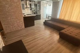 2-к. квартира, 75 м², 2/3 эт.