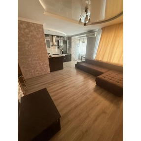 2-к. квартира, 75 м², 2/3 эт.